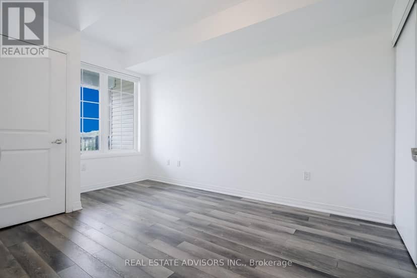 203 - 65 Shipway Avenue — photo 19 of 20