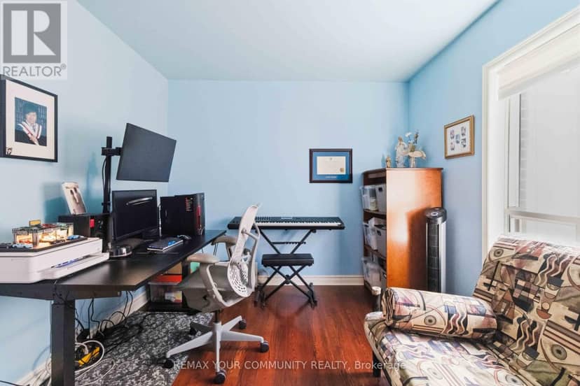32 Kirknewton Road — photo 17 of 34