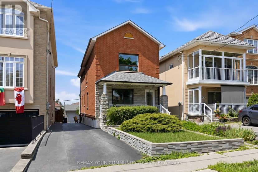 32 Kirknewton Road, Toronto, photo 2