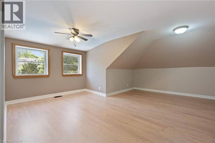 411 ST ANDREW Street — photo 26 of 33