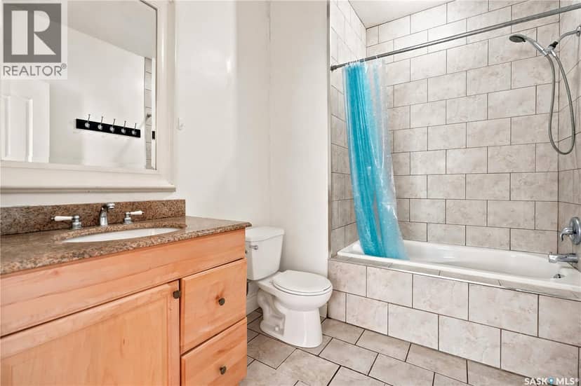 2038 Toronto STREET — photo 19 of 35