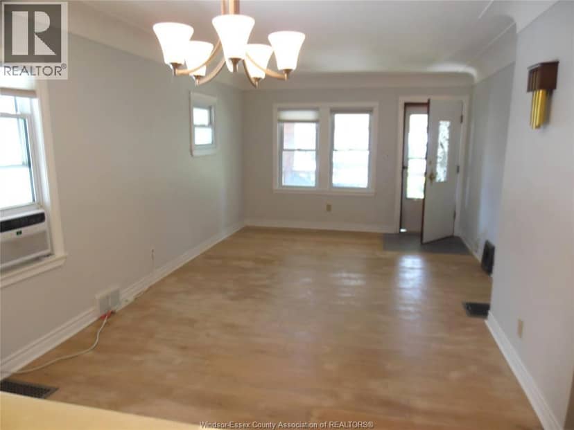 1548 Windermere — photo 3 of 22