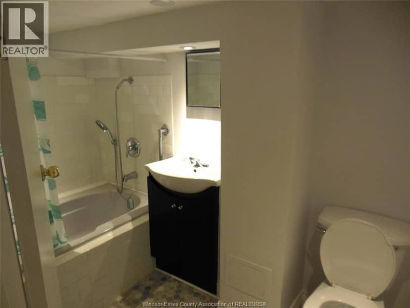 1548 Windermere — photo 18 of 22