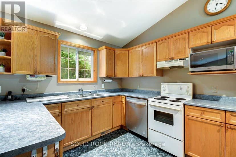 313 Pine Grove Road — photo 8 of 40