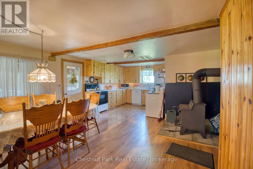 1143 Highway 6 — photo 7 of 16