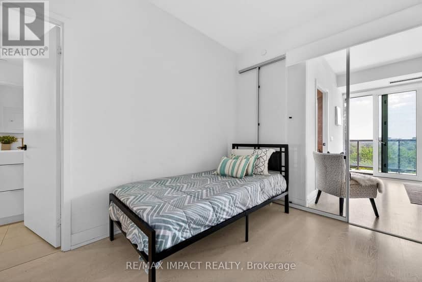 813 - 308 Jarvis Street — photo 14 of 40