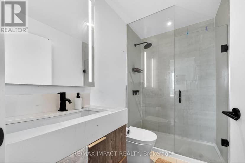 813 - 308 Jarvis Street — photo 29 of 40