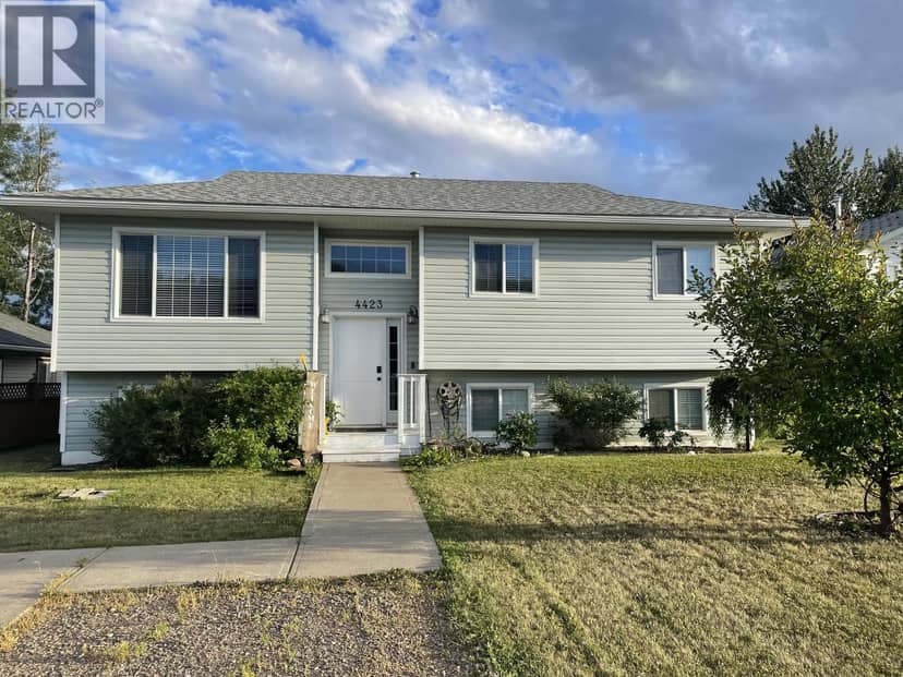 4423 HERITAGE CRESCENT, Fort Nelson