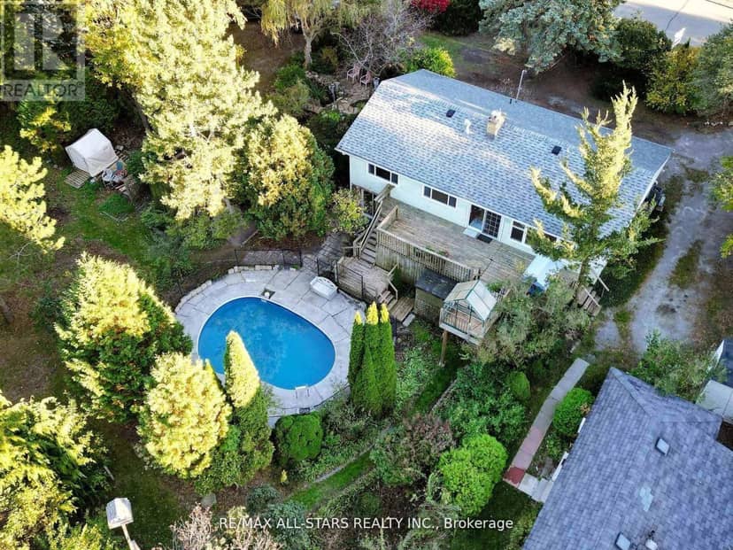 40 Riverglen Drive — photo 1 of 40