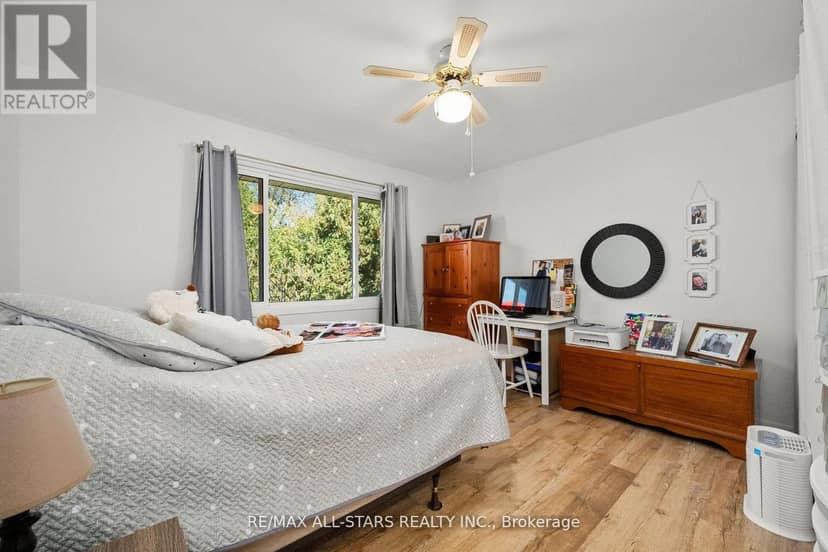 40 Riverglen Drive — photo 10 of 40
