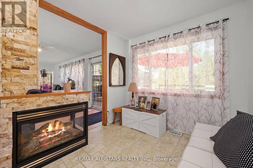40 Riverglen Drive — photo 15 of 40