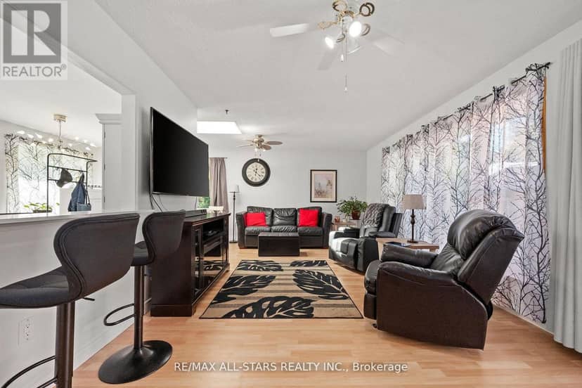 40 Riverglen Drive — photo 17 of 40