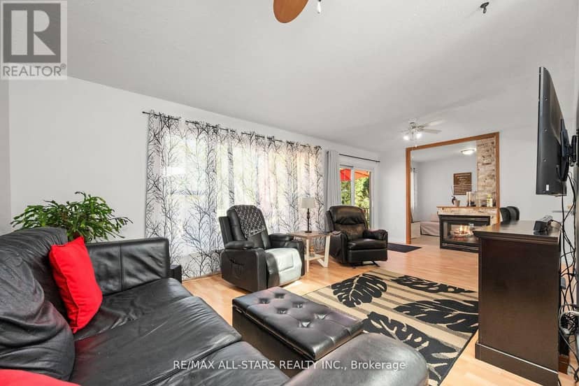 40 Riverglen Drive — photo 19 of 40