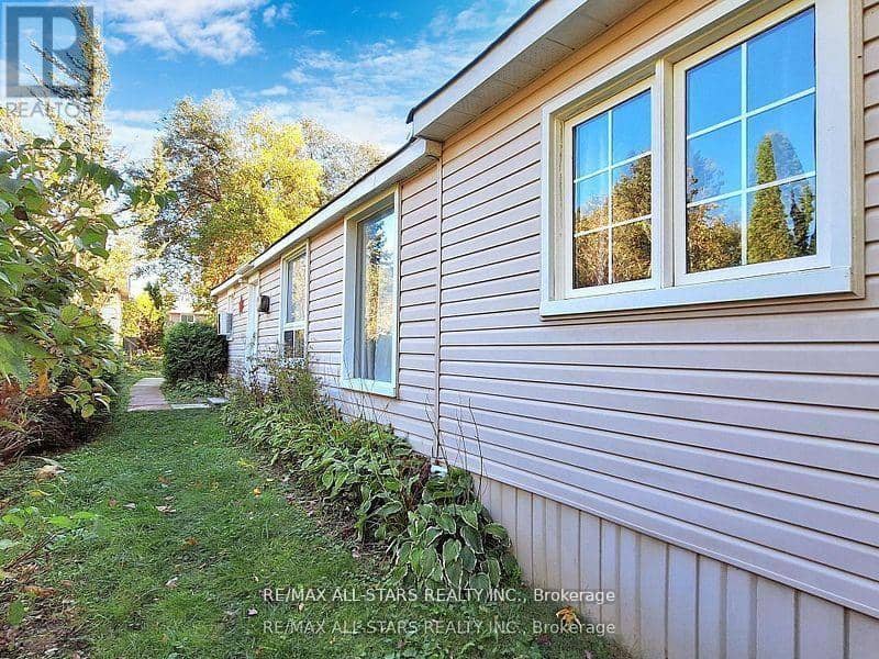 40 Riverglen Drive — photo 32 of 40