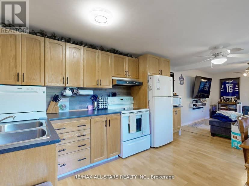40 Riverglen Drive — photo 35 of 40