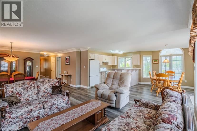 14 ASPEN Lane — photo 10 of 40