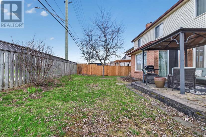 1130 Caitlin Crescent — photo 26 of 32