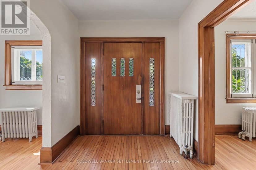 2 Gladstone Avenue — photo 5 of 40