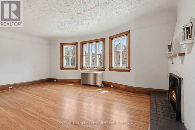 2 Gladstone Avenue — photo 8 of 40