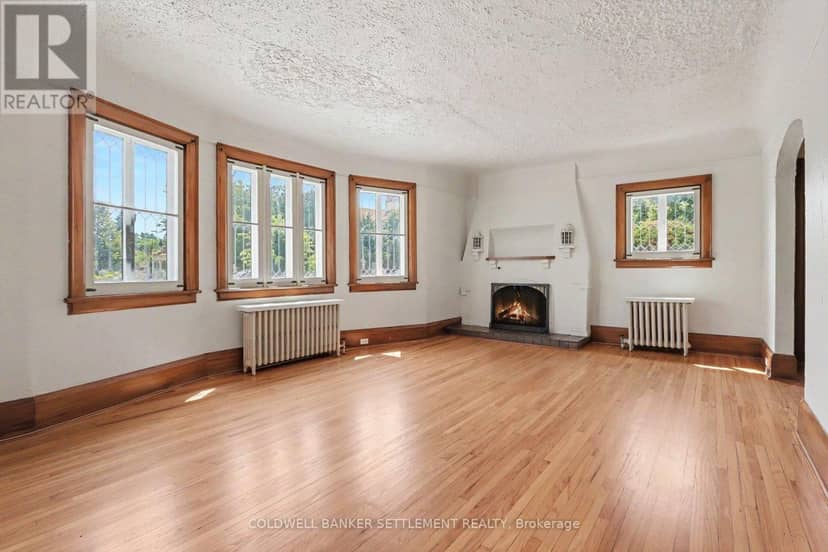 2 Gladstone Avenue — photo 9 of 40