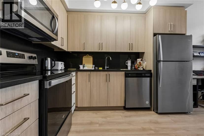 145 COLUMBIA Street W Unit# 131 — photo 15 of 34