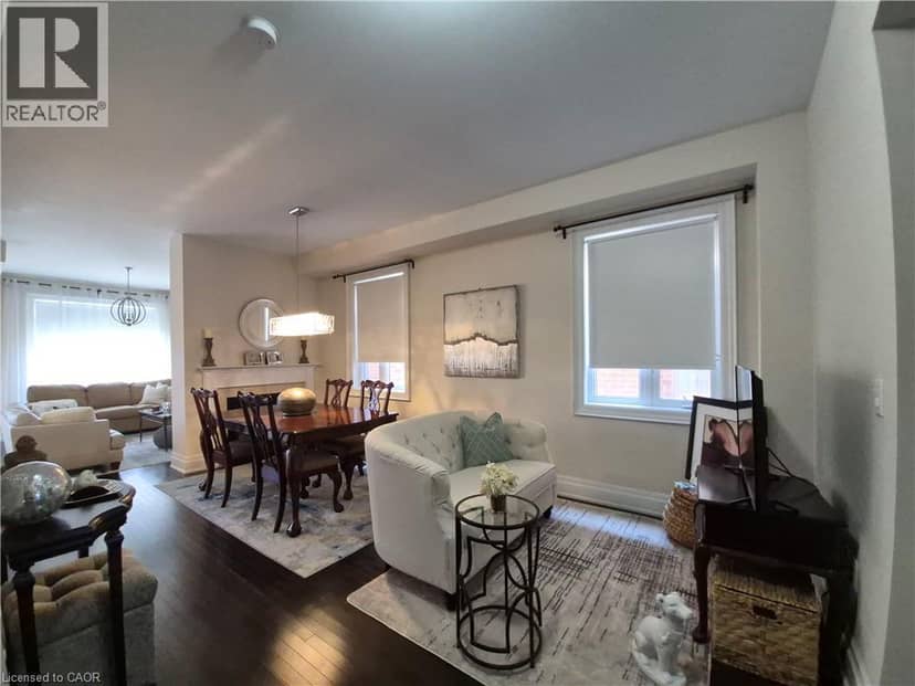 610 SWEETWATER Crescent — photo 12 of 32