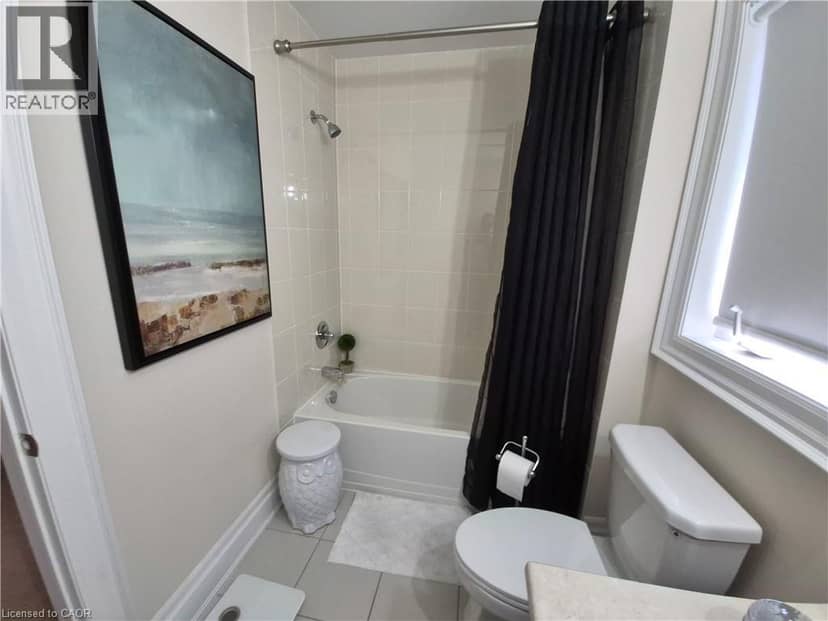 610 SWEETWATER Crescent — photo 18 of 32