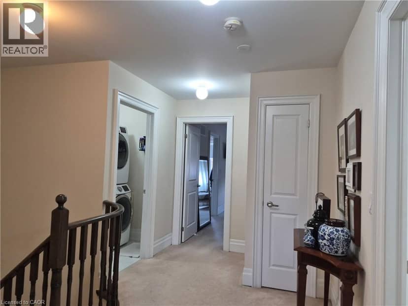 610 SWEETWATER Crescent — photo 23 of 32