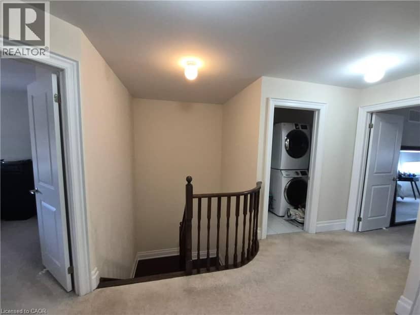 610 SWEETWATER Crescent — photo 15 of 32