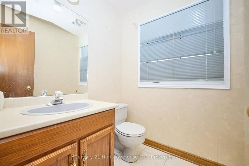 20 - 2720 Mewburn Road — photo 11 of 35