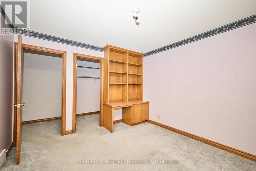 20 - 2720 Mewburn Road — photo 15 of 35