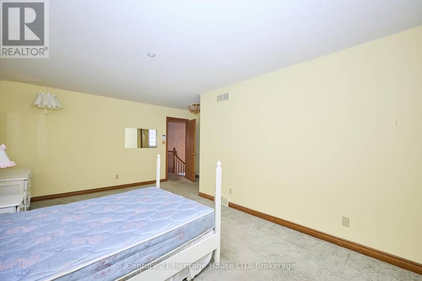 20 - 2720 Mewburn Road — photo 18 of 35