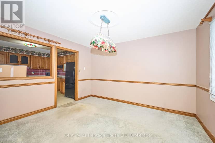 20 - 2720 Mewburn Road — photo 9 of 35