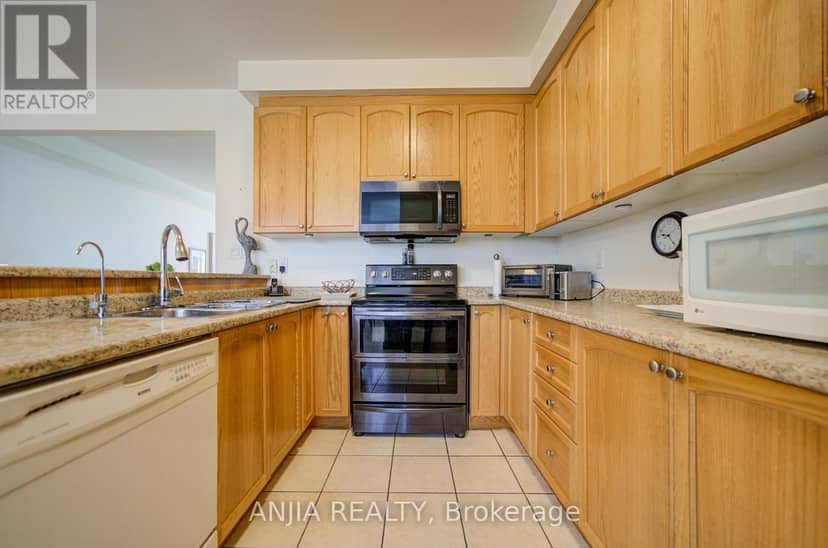 6926 14th Avenue — photo 15 of 40