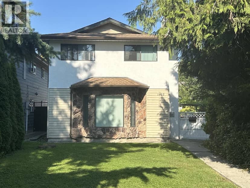 1902 TAYLOR STREET, Port Coquitlam, photo 2