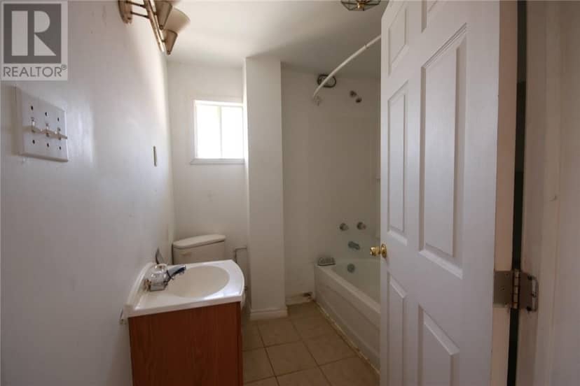 236 Mountain Street — photo 10 of 16