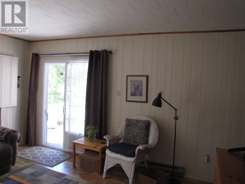 40 Loop Road — photo 11 of 33
