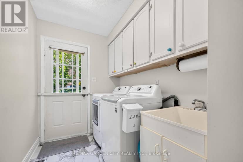 15 Cheval Drive — photo 25 of 40