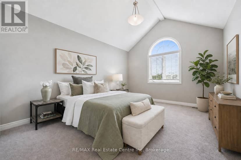 12 Telfer Glen Street — photo 28 of 35