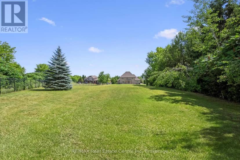 12 Telfer Glen Street — photo 35 of 35