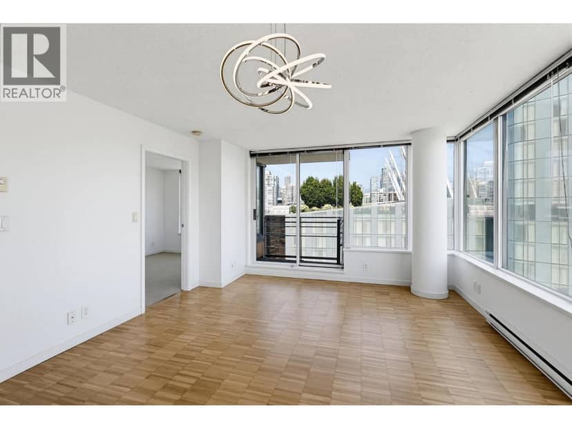 2508 33 SMITHE STREET, Vancouver, photo 4