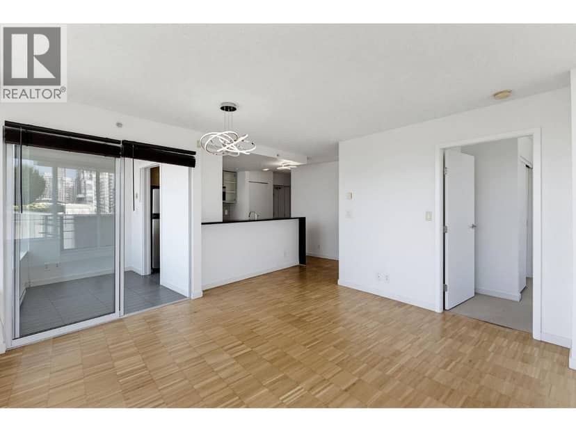 2508 33 SMITHE STREET, Vancouver, photo 7