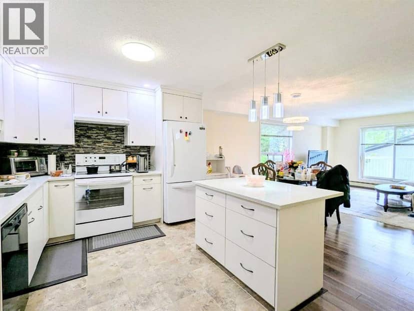217, 2211 29 Street SW, Calgary, photo 3