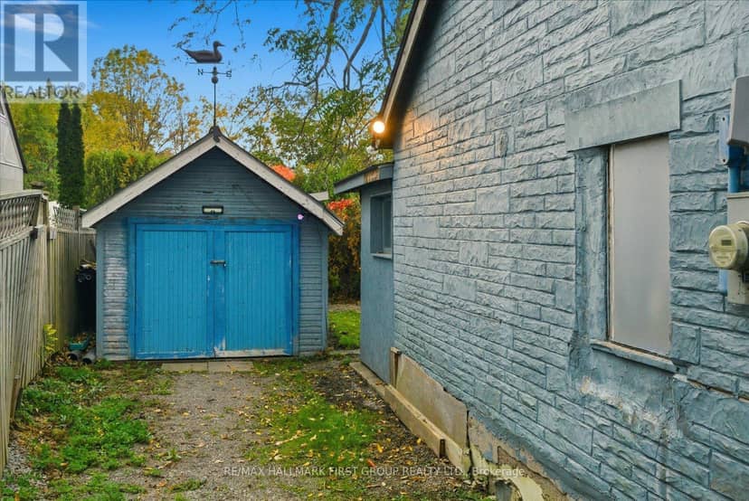 313 Dyson Road — photo 9 of 30