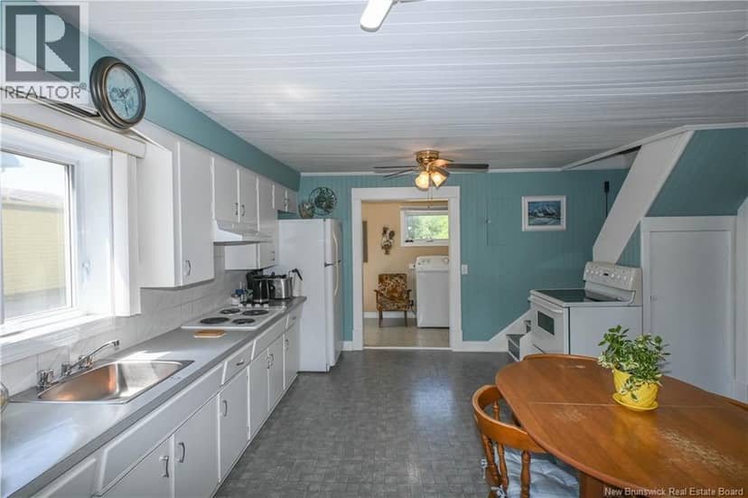 119 Degrâce Street — photo 17 of 31