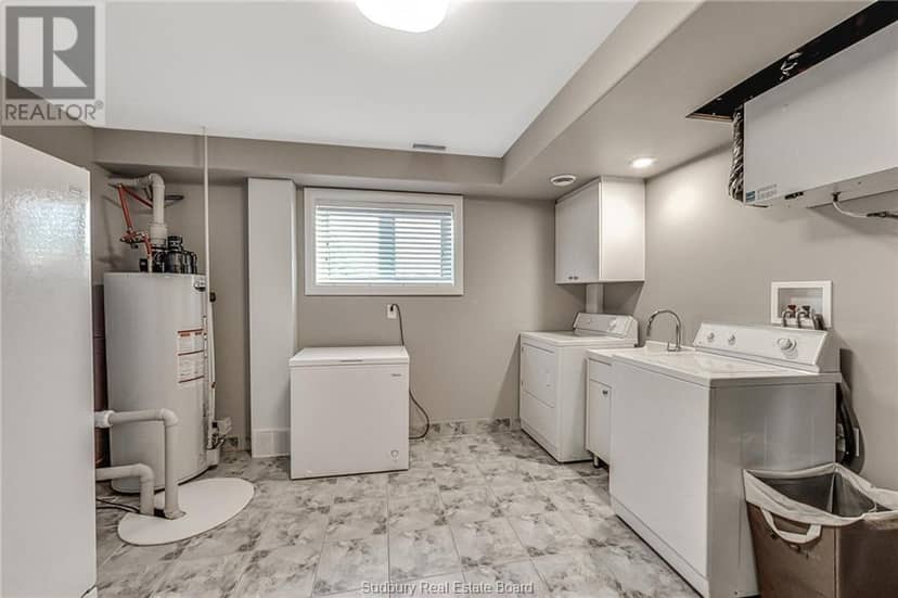 9 Rollande Street — photo 25 of 40