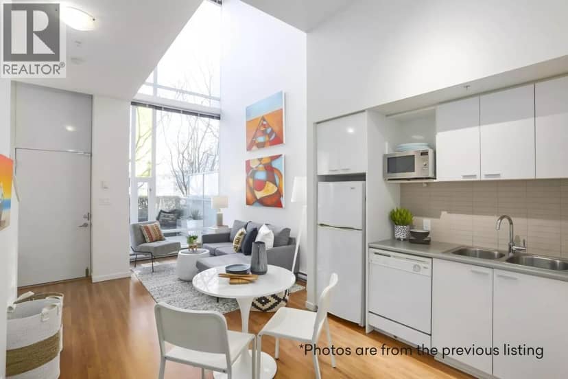 112 Dunsmuir Street, Vancouver, photo 3