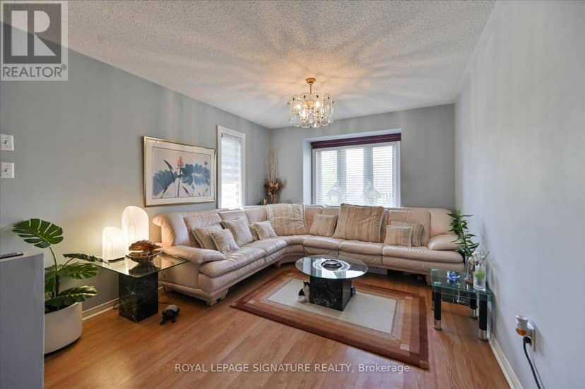 5481 Palmerston Crescent — photo 21 of 40