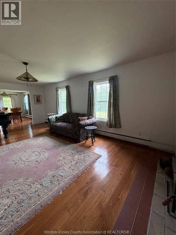 949 East West Rd, Pelee Island, photo 5