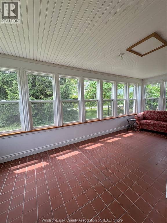 949 East West Rd — photo 30 of 40